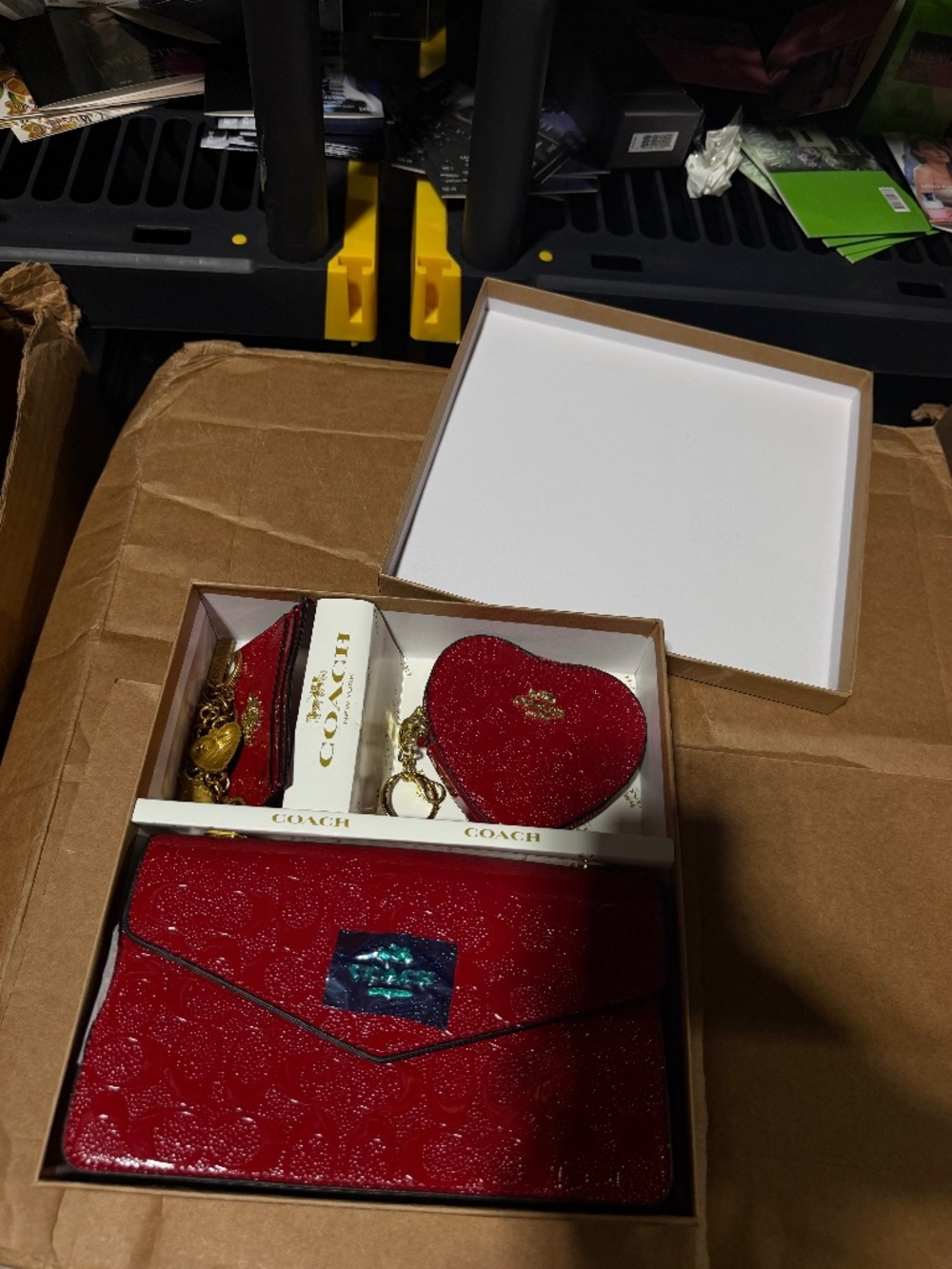 *NEW* Red COACH Set Comes With Purse And Wallet 100% Authentic Comes With Tags